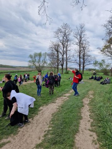 b_1024_768_0_00_images_2022_2023_SKKT_PTTK_rajd_maj_345291580_765430445244384_944772832449069915_n